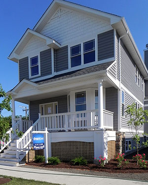 House in Edgebrook Glen